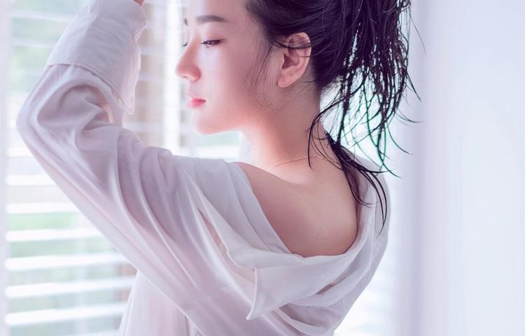 低端影视的用户界面设计